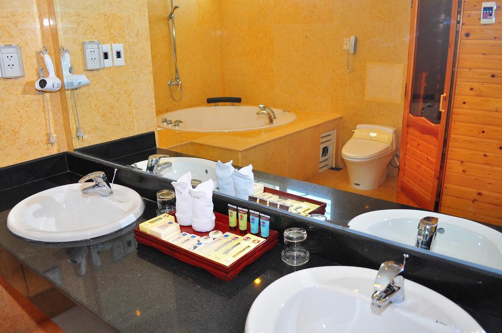 Thien An Riverside Hotel Quảng Ngãi Eksteriør billede